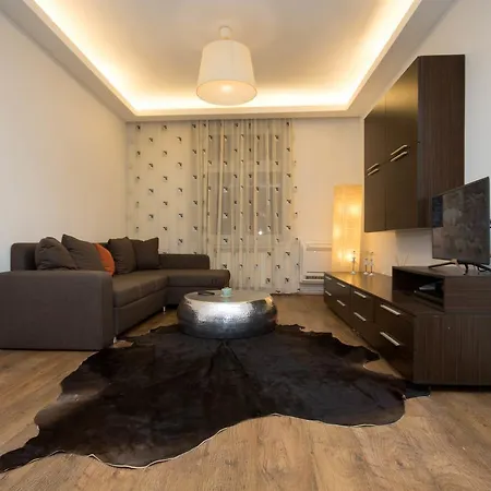 Celinesuites-downtown * Bucarest