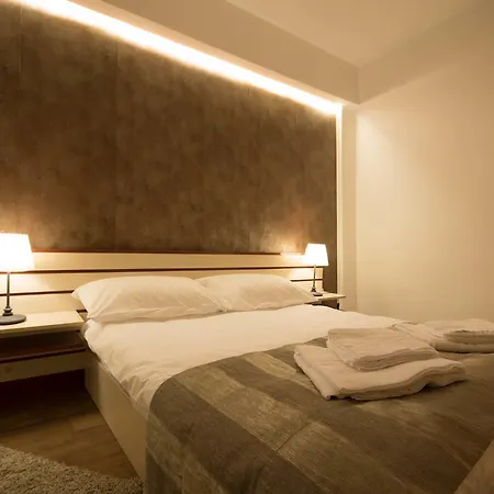 Celinesuites-downtown * Bucarest