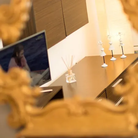 Celinesuites-downtown Appartamento Bucarest